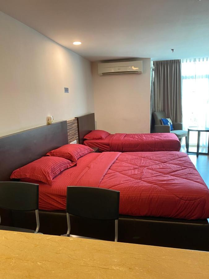 Kota Bharu Apartment Esterno foto