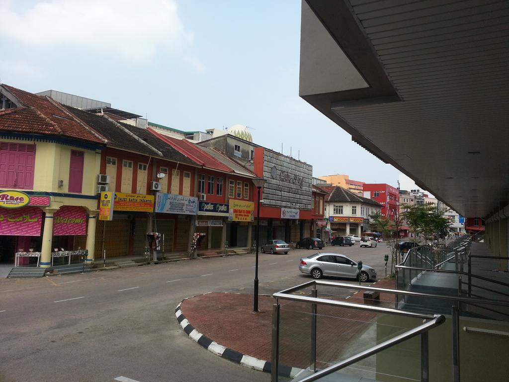 Kota Bharu Apartment Esterno foto